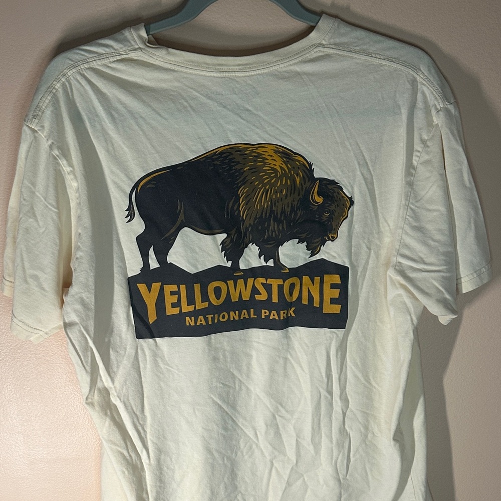 Columbia Men's Cream Short Sleeve Tee